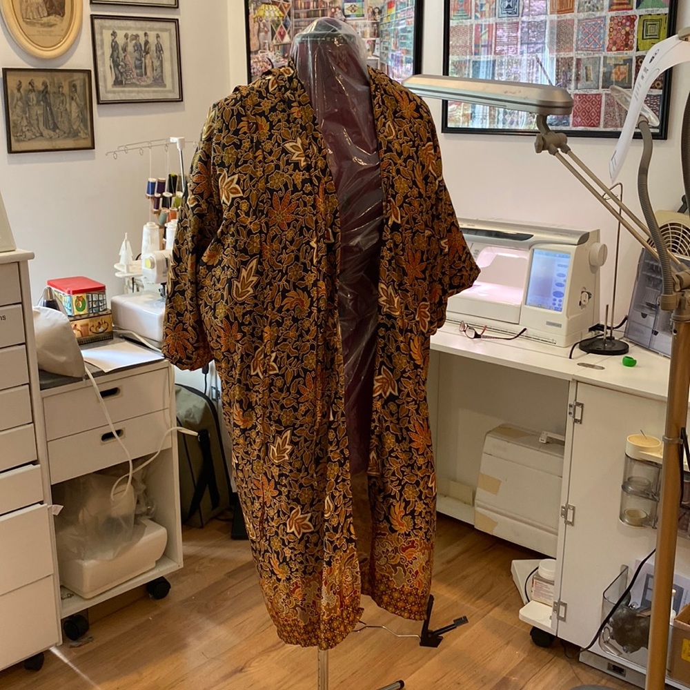 On SALE !! Silk dress jacket (Never Worn)